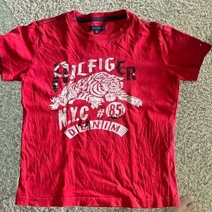 Tommy Hilfiger short sleeve shirt tee size 140 /8 Y